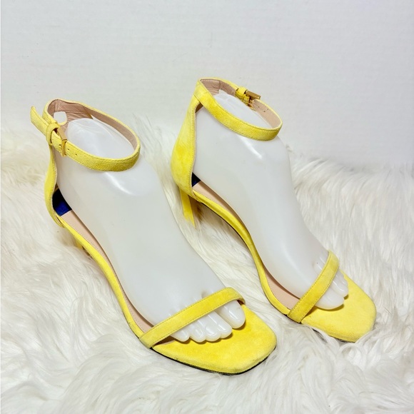 STUART WEITZMAN Square Nudist Yellow Suede Sandals - Picture 5 of 11